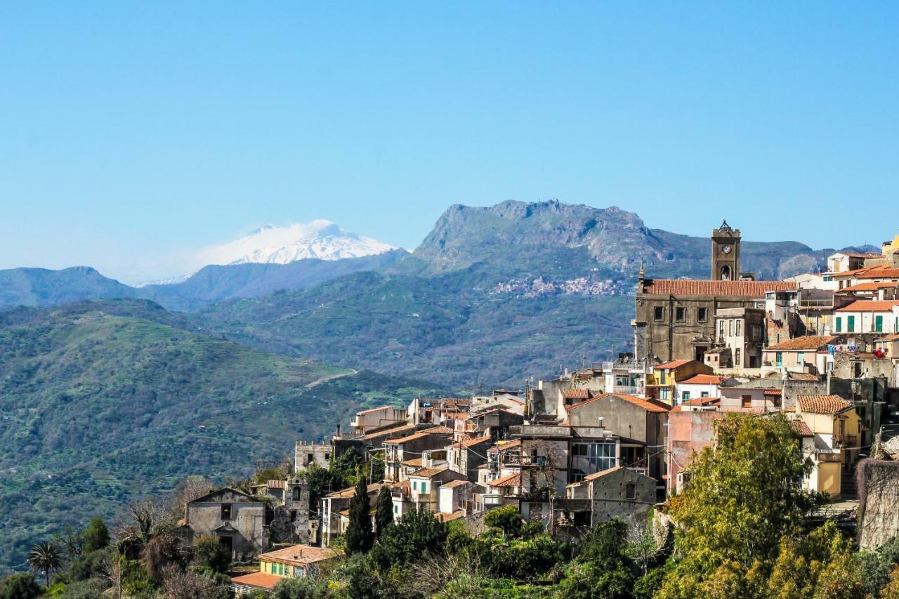 Due Sicilie Maison De Charme Casalvecchio Siculo エクステリア 写真