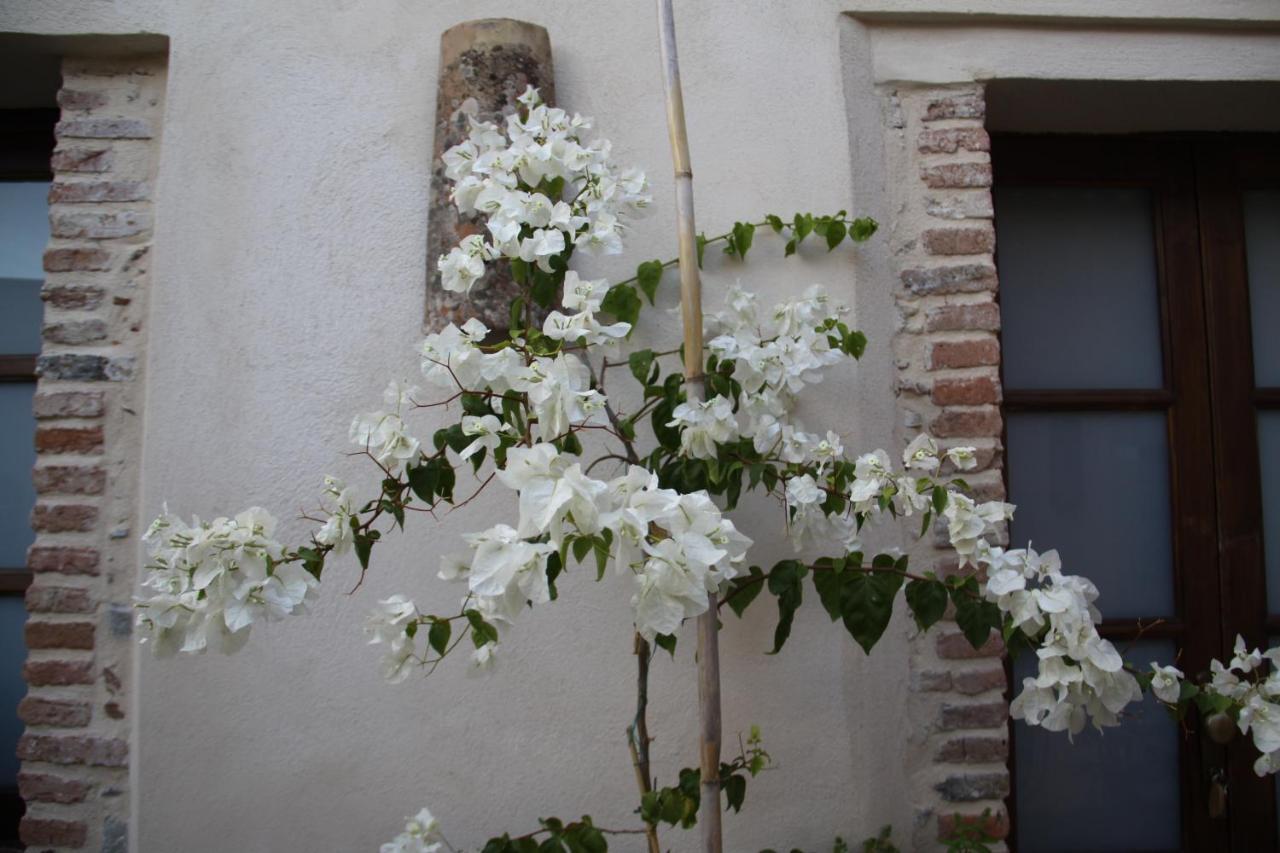 Due Sicilie Maison De Charme Casalvecchio Siculo エクステリア 写真